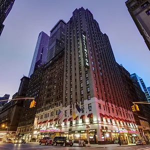 Wellington 3*, New York USA