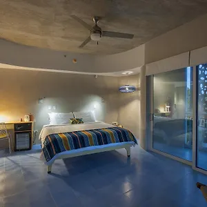 4* Hotell El Blok